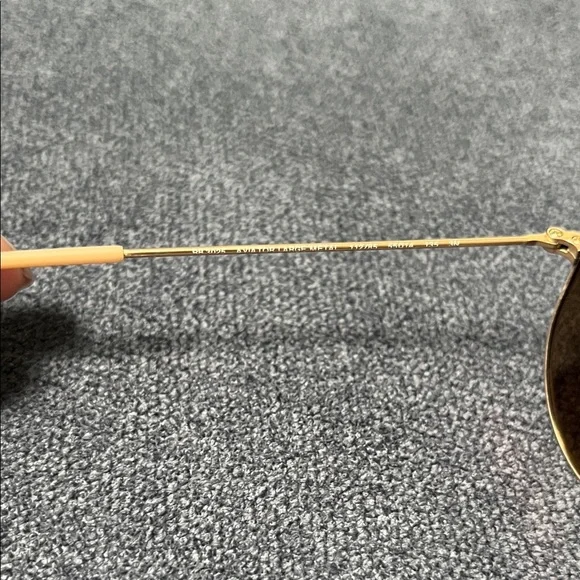 Ray-Ban RB3025 Aviator Classic Sunglasses Gold Frame Brown Gradient Lens w/ Case - Picture 5 of 7